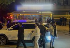 Adana'da motosikletli şüphelilerden restorana silahlı saldırı: 1 ölü