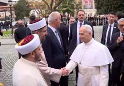 Papa 14’üncü Leo Sultanahmet Camii’ni ziyaret etti