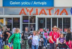 Antalya'ya tatile gelen İngiliz ve Polonyalı turist sayısı arttı