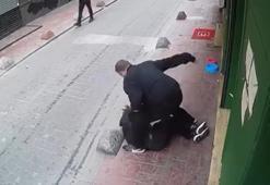 Beyoğlu’nda güvenlik görevlisi kendisine küfreden kişiyi darbetti; 'adam dövdüm’ diyerek teslim oldu