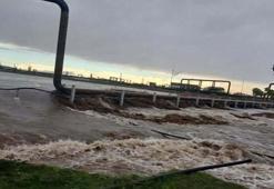 Çanakkale'de sağanak; Tuzla Çayı taştı