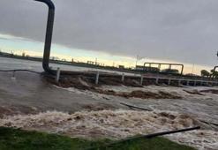 Çanakkale'de sağanak; Tuzla Çayı taştı