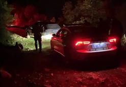 Polisin 'dur' ihtarına uymayan sürücü, aracını bırakıp ormana kaçtı