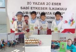 Gündelik hayatlarından esinlenerek hikaye kitabı yazan ilkokul öğrencileri, imza günü düzenledi