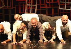 ADT'nin aralık perdesi dopdolu