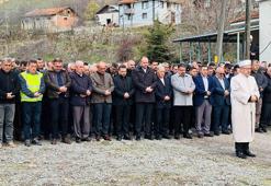 Taşınan 200 kabir için gıyabi cenaze namazı