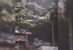 Kartepe’ye mevsimin ilk karı yağdı