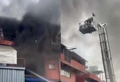 Başakşehir'de plastik imalathanesinde çıkan yangın söndürüldü
