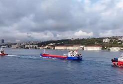 İstanbul Boğazı'nda arızalanan kuru yük gemisi, Ahırkapı Demir Sahası’na çekildi