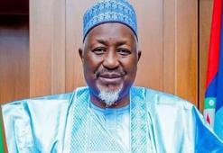 Nijerya Savunma Bakanı Abubakar, istifa etti