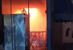 Başakşehir'de restoranda çıkan yangın söndürüldü