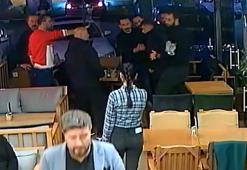 Nefes borusuna çay kaçan arkadaşını Heimlich manevrasıyla kurtardı