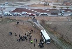 Öğrenci servis midibüsü ile kamyonet çarpıştı: 17 yaralı