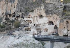 Tarihi Hasankeyf’teki 5 bin yıllık mağaralardan 10’u turizme açılıyor