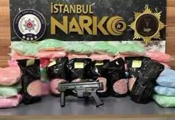 Avcılar'da eve uyuşturucu operasyonu; 601 bin uyuşturucu hap ele geçirildi