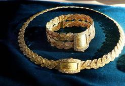 ‘Altın Eller Üretiyor’ projesiyle uygulamalı kuyumculuk eğitimi alıyorlar