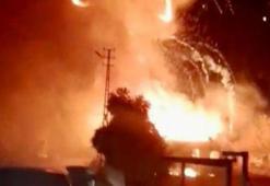 Mutfak tüpü depolanan evde çıkan yangında patlama anları kamerada