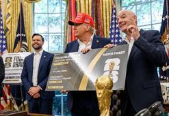 Trump'a ‘FIFA Barış Ödülü’ verildi