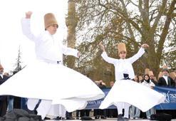Mevlana'yı anma törenleri, Karaman’daki yürüyüşle başladı