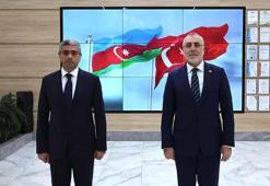 Bakan Işıkhan, Azerbaycanlı mevkidaşı Aliyev ile bir araya geldi