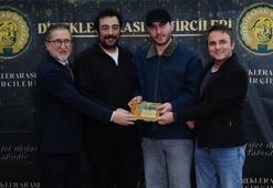 TBŞT Direklerarası Seyirci Ödülleri’nden çifte zaferle döndü