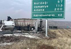 Gaziantep’te zincirleme kazaya karışan 3 TIR alev aldı; otoyol trafiğe kapandı