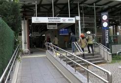 Bakırköy Marmaray İstasyonunda bir kişi raylara düştü; seferlerde aksama yaşandı