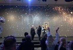 ‘O bizim en kıymetlimiz’ deyip, müzayedede Atatürk portresini satıştan çıkardı