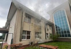Okulun kağıt deposunda yangın; öğrenciler tahliye edildi