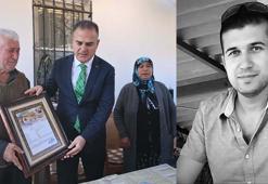 Şehit Astsubay Başçavuş Emrah Kuran'ın şehadet belgesi ailesine teslim edildi