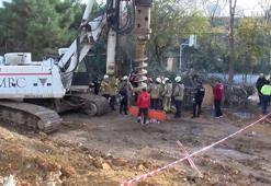 Kadıköy'de inşaat çalışmasında işçi çukura düştü