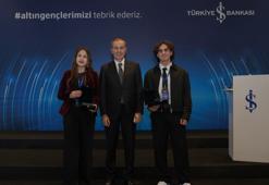 Üniversite sınavında üstün başarı gösteren ‘Altın Gençler’ ödüllendirildi