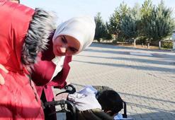 Bakan Göktaş, devlet korumasına alınan Adnan'ı ziyaret etti