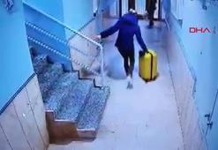 Güllü'nün kızının bavullarla apartmandan çıktığı anların görüntüleri ortaya çıktı