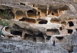 Gabar Dağı'ndaki '7 katlı apartman mağara' doğaseverlerin rotasına girdi