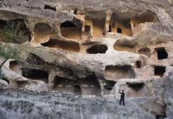 Gabar Dağı'ndaki '7 katlı apartman mağara' doğaseverlerin rotasına girdi