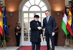 İspanya Başbakanı Sanchez ile Filistin Devlet Başkanı Abbas, Madrid’de bir araya geldi