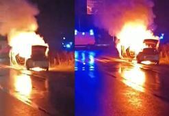 Park halindeki otomobil yandı