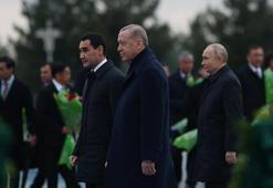 Cumhurbaşkanı Erdoğan, Türkmenistan'da Tarafsızlık Anıtı'na çelenk koyma törenine katıldı