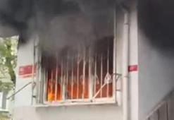 Esenler’de 5 yaşındaki çocuk çakmakla oynarken yangın çıktı