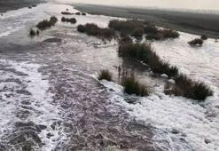Dicle Nehri’nden ‘köpük’ akıyor