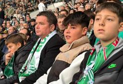 Daha önce statta maç izlememiş yüzlerce çocuk, Bursaspor maçını tribünden izledi