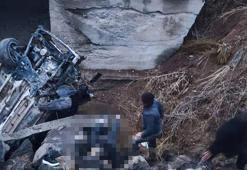 Sivas'ta otomobil menfeze devrildi; 1 ölü, 2 yaralı
