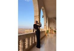 Sinem Ünsal sanal medyada beğeni topladı