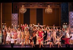 'Deli Dolu' opereti seyirciyi mizah ve müziğin büyüsüne davet ediyor