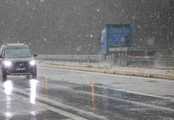 Bolu Dağı'na mevsimin ilk karı düştü