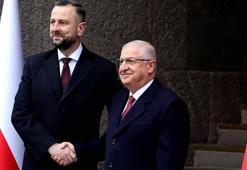 Bakan Güler, Polonyalı mevkidaşı ile bir araya geldi