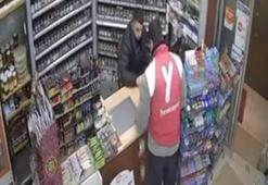 Avcılar’da markette parasını düşüren kuryeyi sosyal medya sayesinde buldu