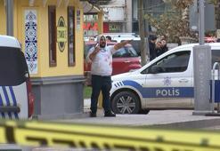 Taksi durağında kendisini tabanca ve bıçakla yaraladı