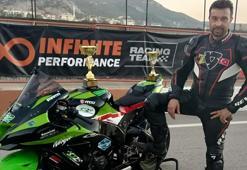 Şampiyon motosikletçi, İzmir'de son yolculuğuna uğurlandı